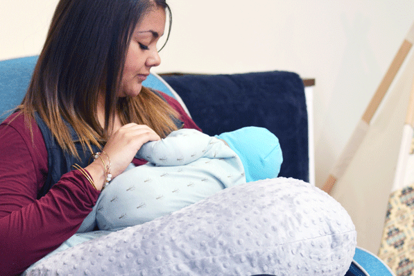 Looking for the Best Nursing Pillow? You Found it!