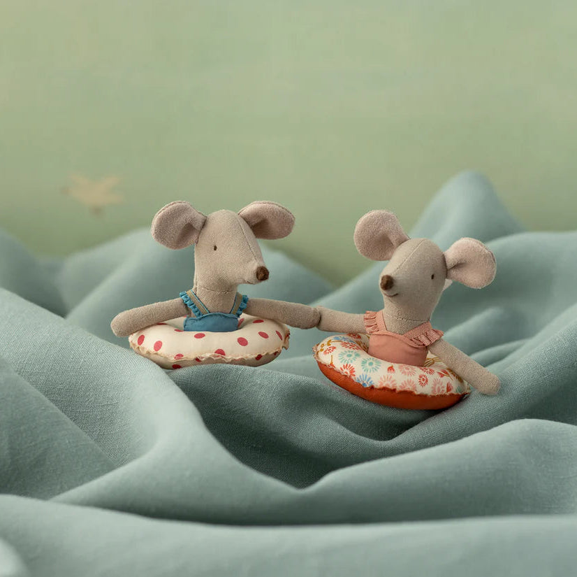 Maileg Beach Mouse With Float - Little Sister