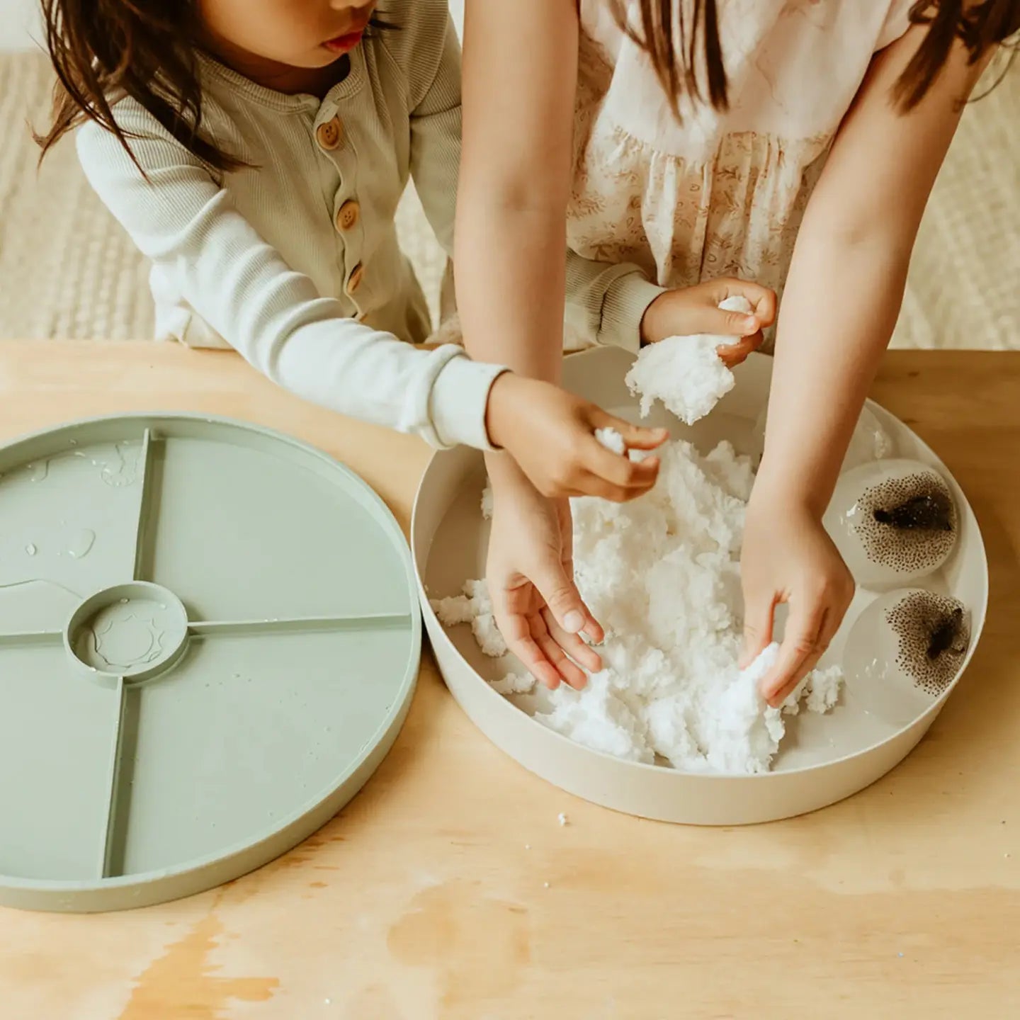 Glo Pals Sensory Snow - White