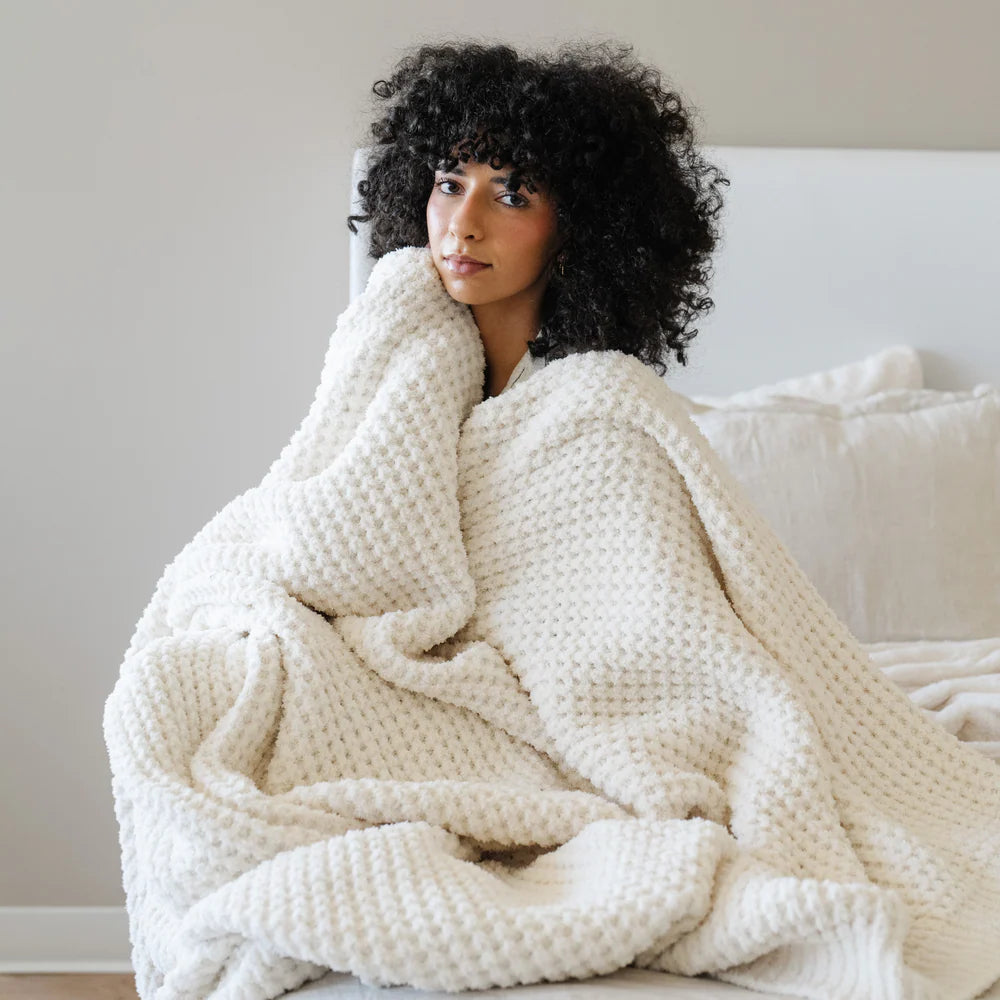 Saranoni Waffle Knit Throw Blanket
