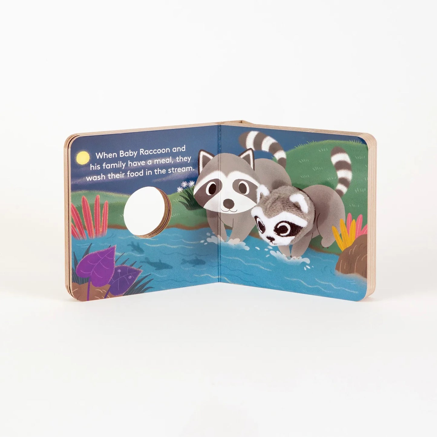 Chronicle Books Finger Puppet Board Book - Baby Raccoon