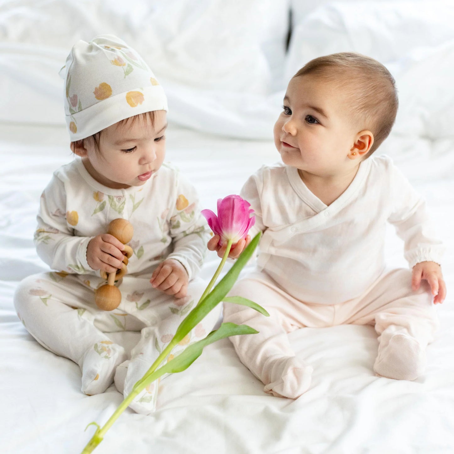 Burts Bees Tulip Fields Baby Girl Jumpsuit & Hat Set