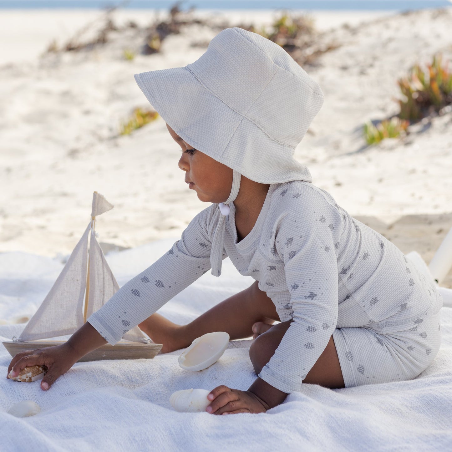 Quincy Mae Finn Rashguard + Short Set - Fish