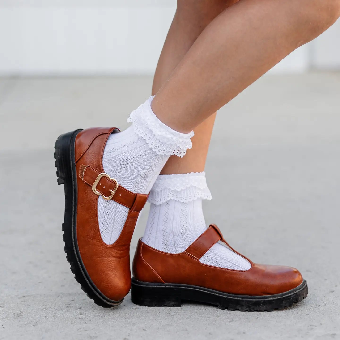 Little Stocking Co Lace Bobby Socks - White