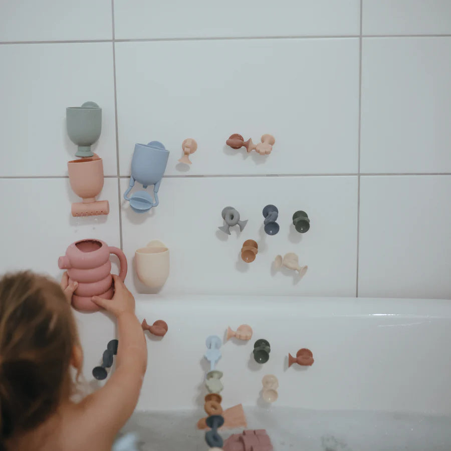 Mushie Pour and Play Bath set