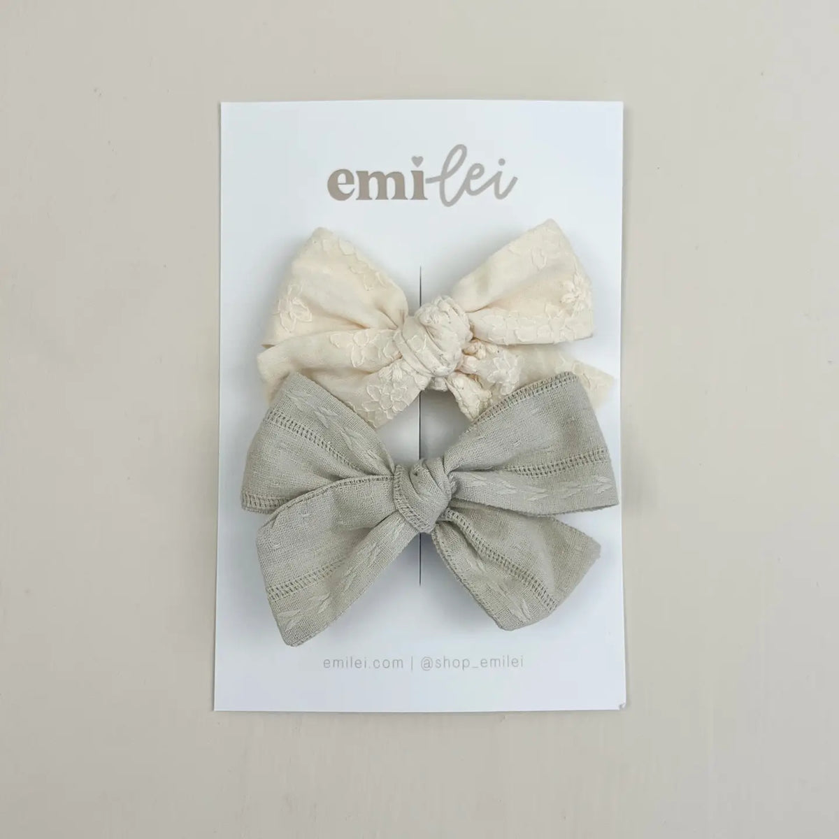 Emi Lei Alligator Clip Bow Set