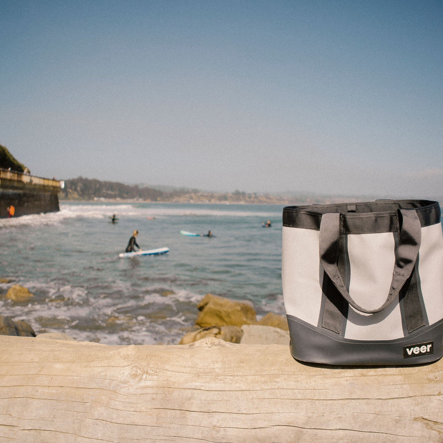 Veer Adventure Tote - White at the Beach