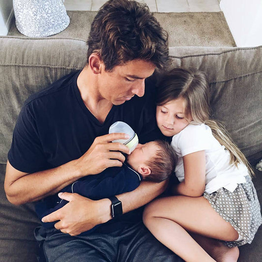 What is the Best Bottle for a Breastfeeding Baby?