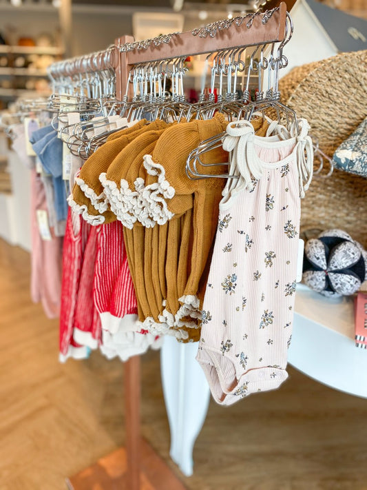 This Just In--Fin and Vince New Arrivals