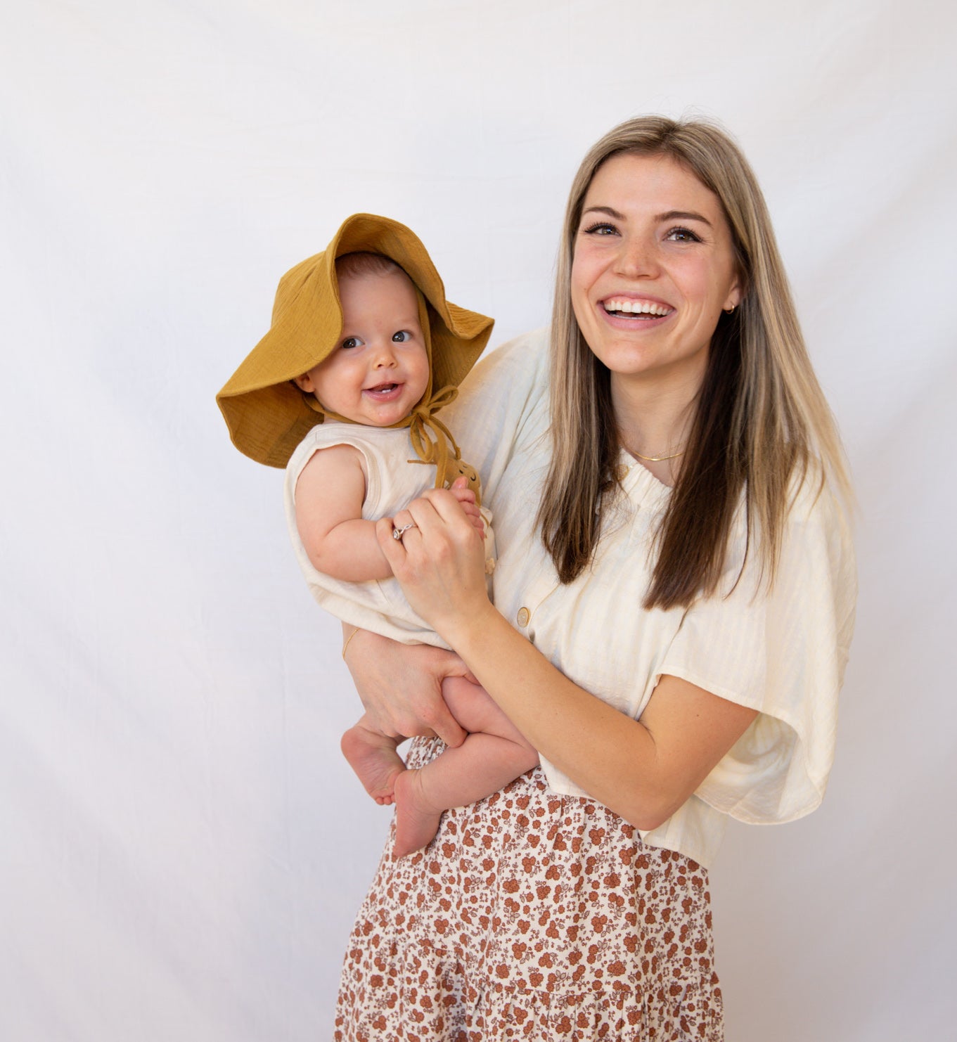 Barette Rylee Cru Video: Rylee and Cru SS22 Collection Shoot Behind The Scenes! – The ...