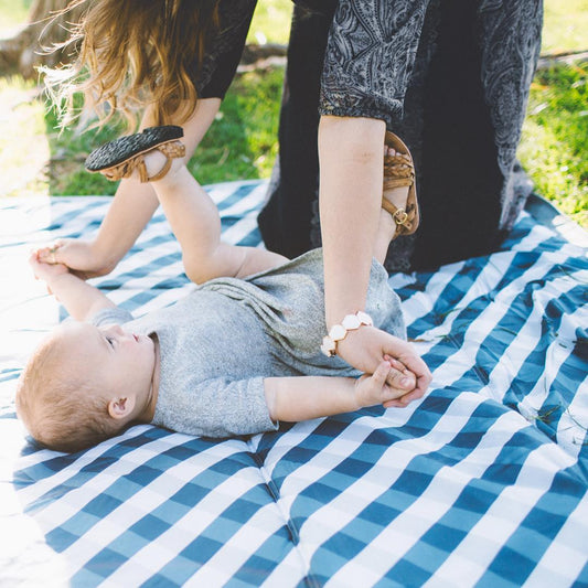 Outdoor Activities Appropriate for Young Families