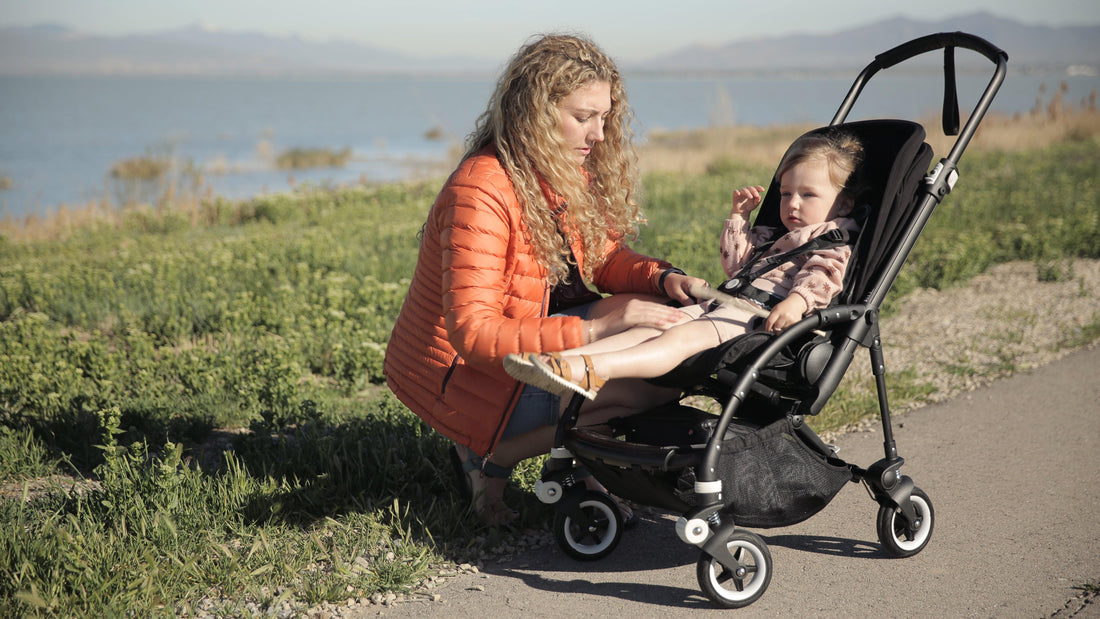 Video: Strolling with the Bugaboo Bee5 - The Baby Cubby