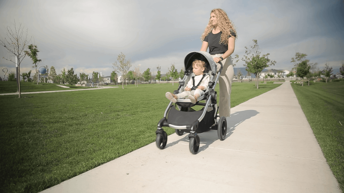 Video: Strolling with the Baby Jogger City Select - The Baby Cubby