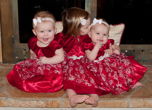 Two to Kiss, Two to Love: Gifts for Twins