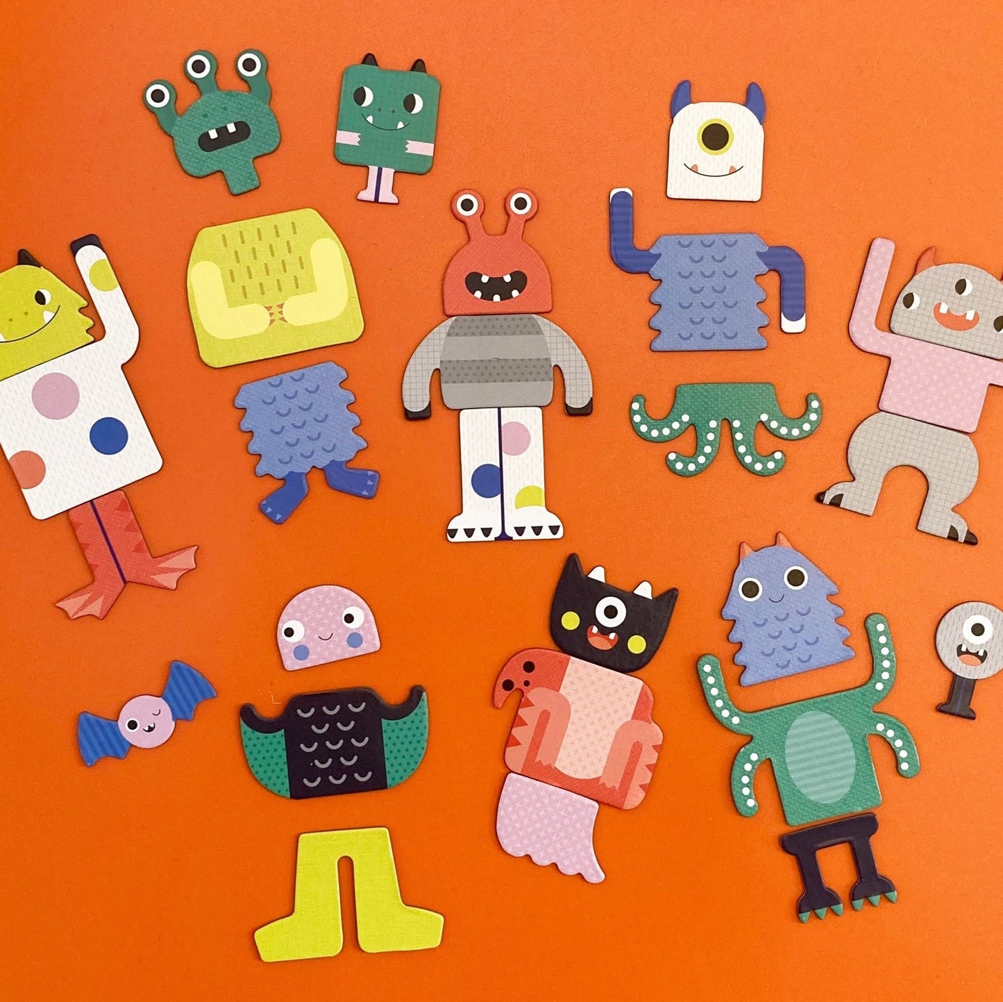Chronicle Books Mixed Up Monsters Magnetic Play Set