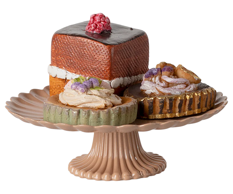 Maileg Mini Cakes and Cakestand