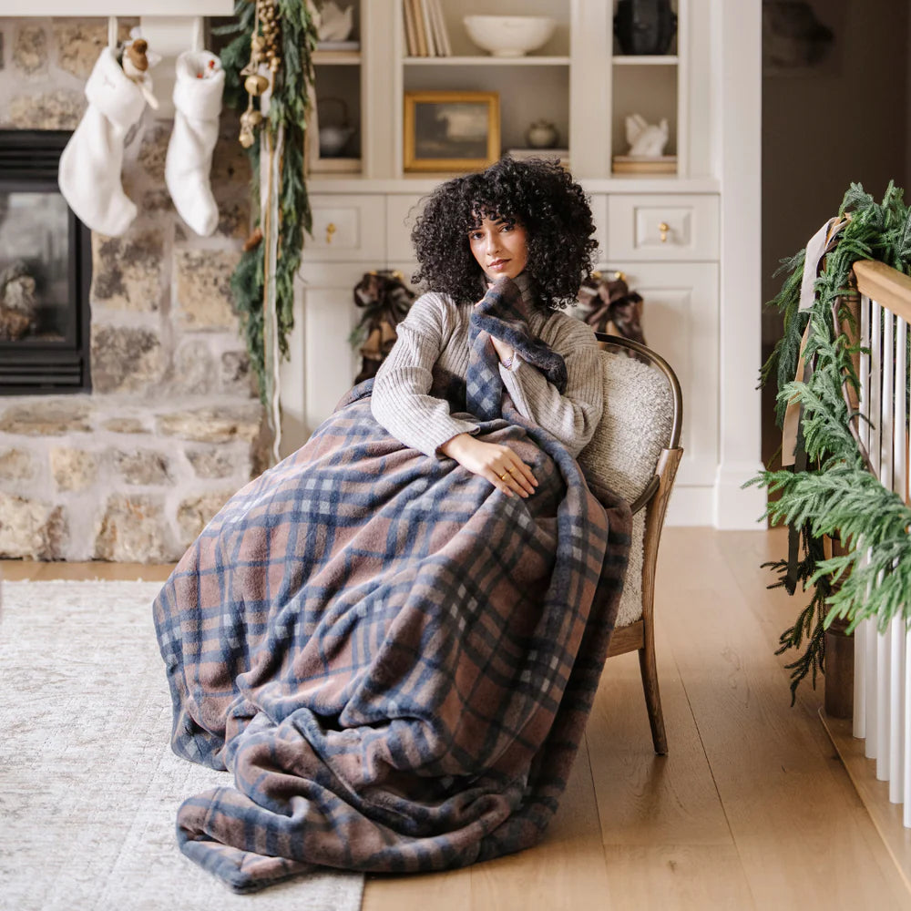 Saranoni Grand Faux Fur XL Throw Blanket