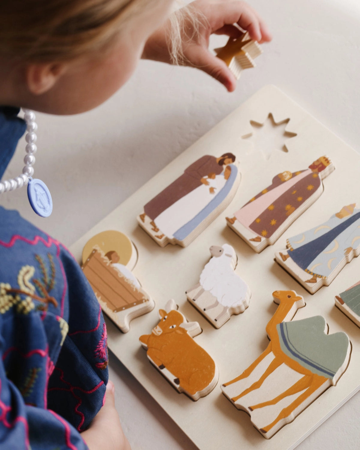 Be A Heart Nativity Wooden Puzzle