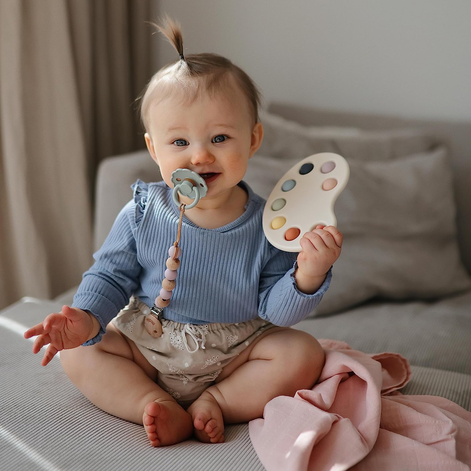 Mushie Paint Palette Press Toy | The Baby Cubby