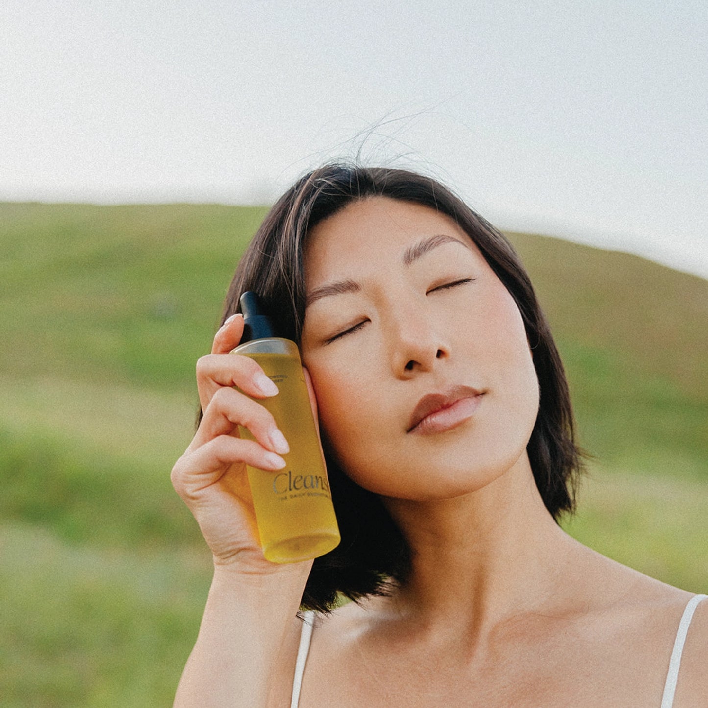 The Daily Essentials Co Facial Oil Cleanser