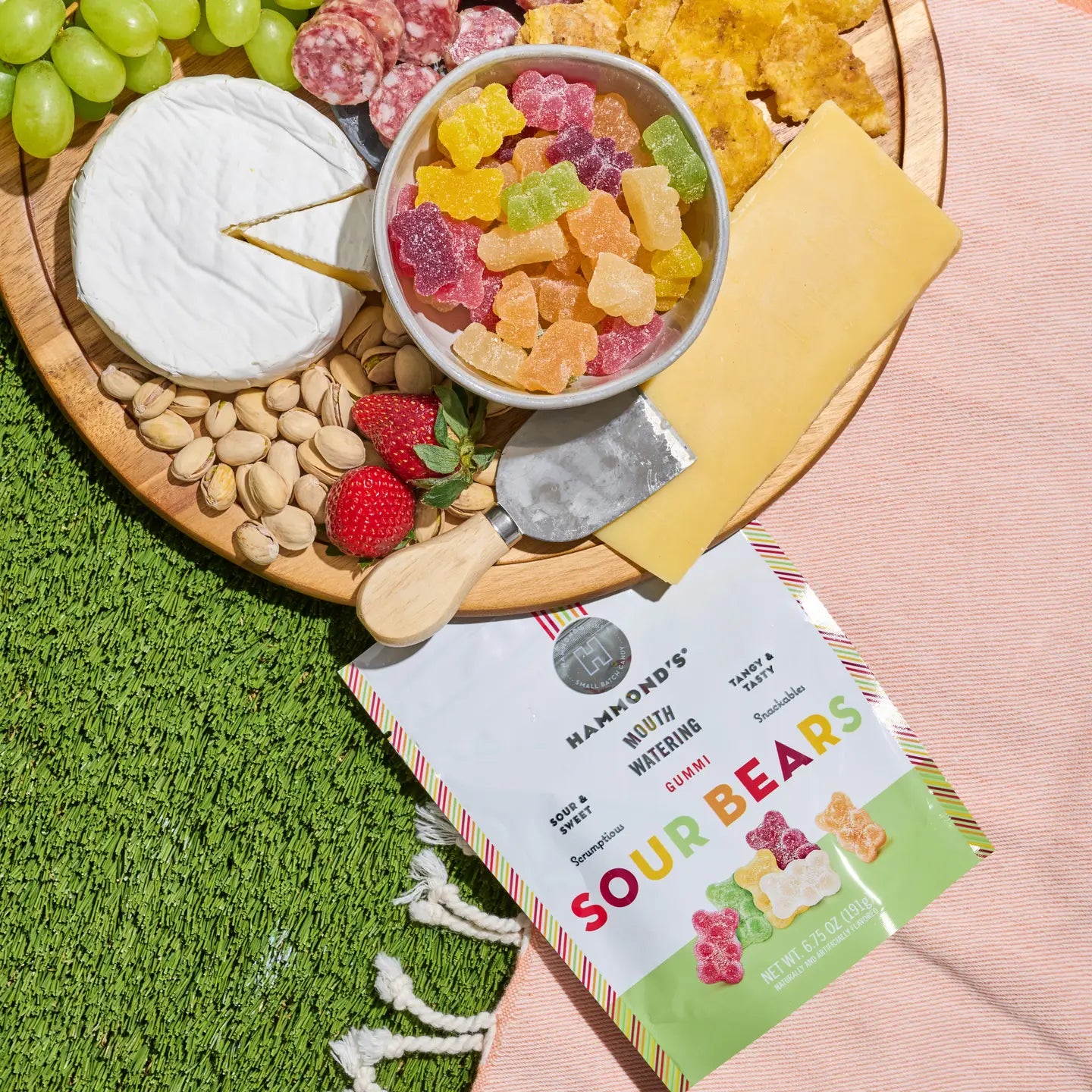 Hammonds Candies Sweet & Sour Candy - Gummi Bears