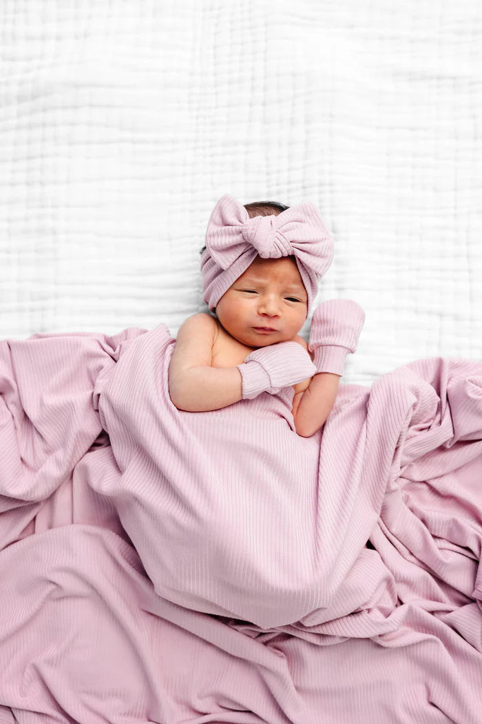 Lou Lou and Company Ribbed No Scratch Mittens