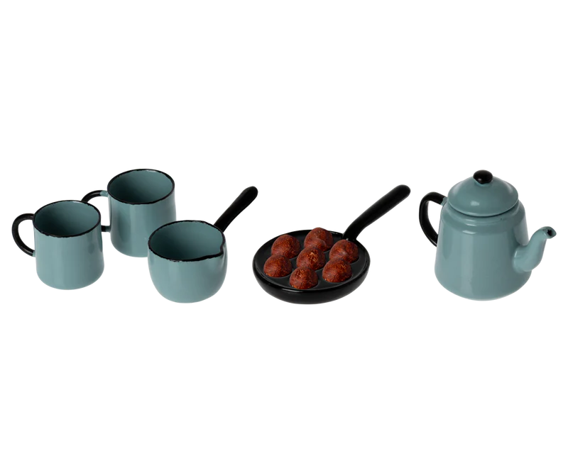 Maileg Madam Blue's Favorites