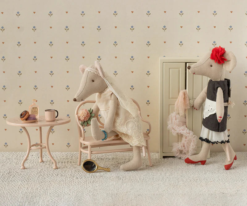 Maileg Mum Mouse - Beautician