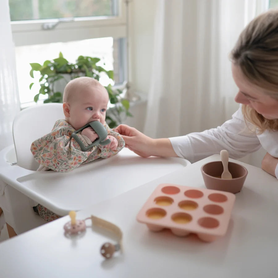 Mushie No-Drop Cactus Teether