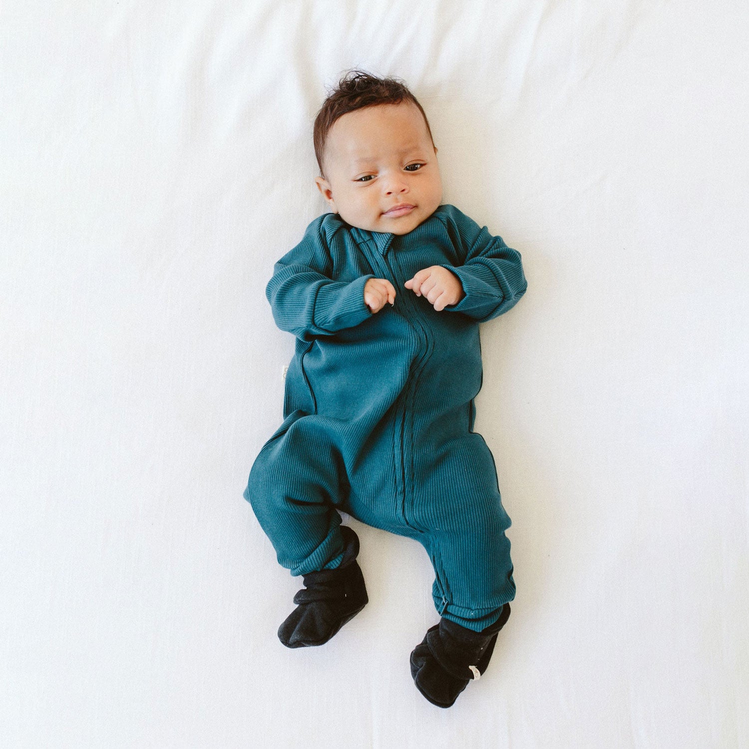 Baby wearing goumikids Long Sleeve Zipper One-Piece - Hudson