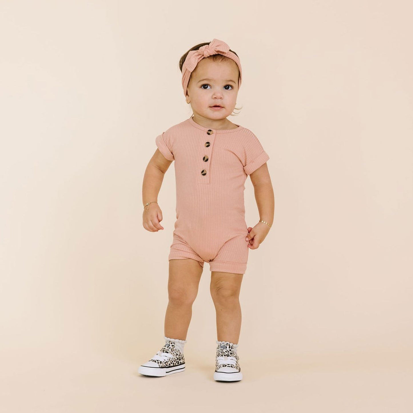 Toddler girl wearing Lou Lou and Company Ribbed Romper - Audrey