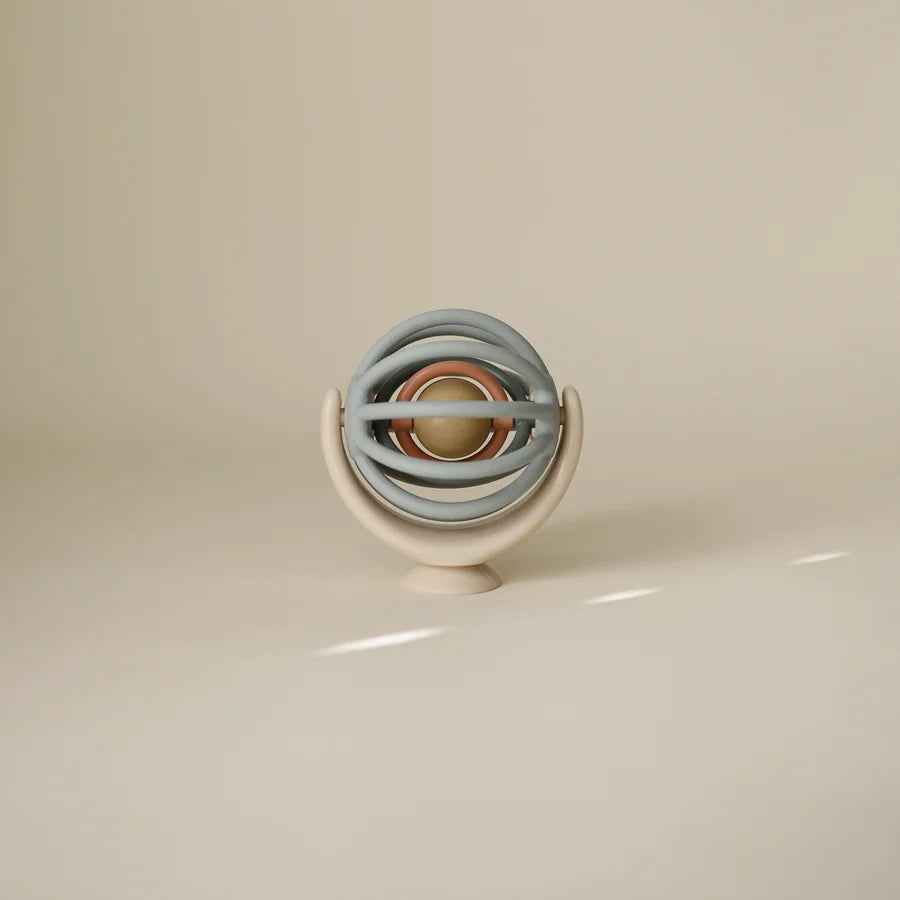Mushie Suction Spinner Ball