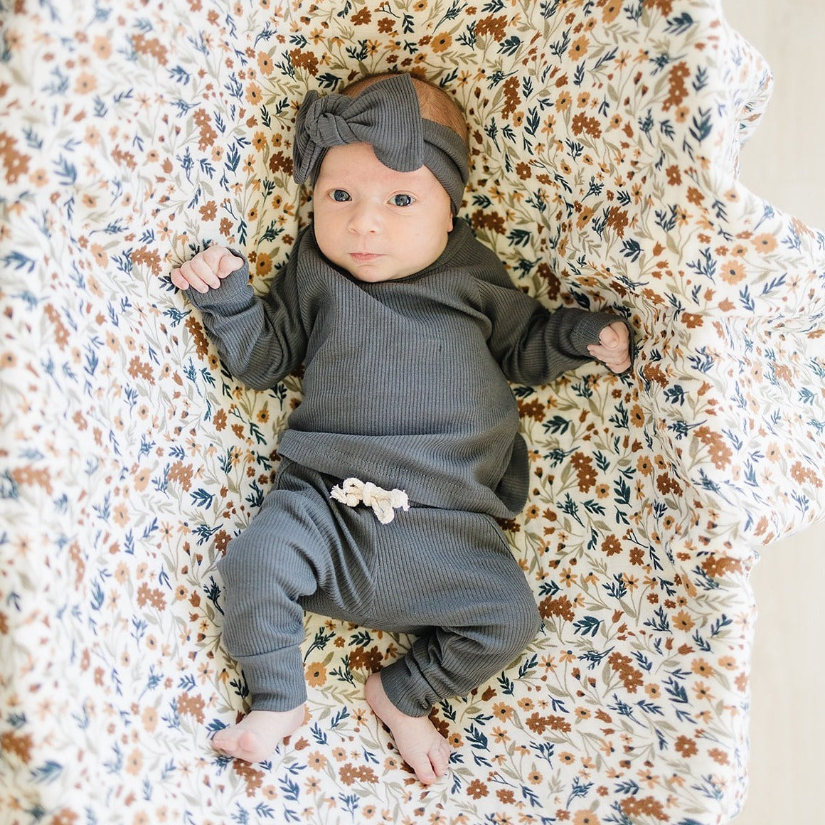 Baby girl wearing Mebie Baby Organic Cotton Ribbed Pocket Set - Charcoal
