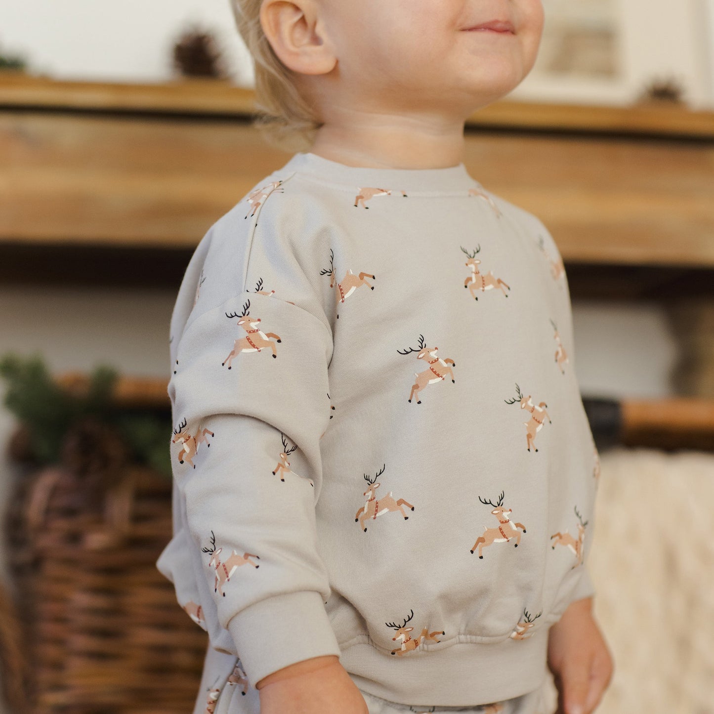 Quincy Mae Relaxed Fleece Sweatpant - Reindeer