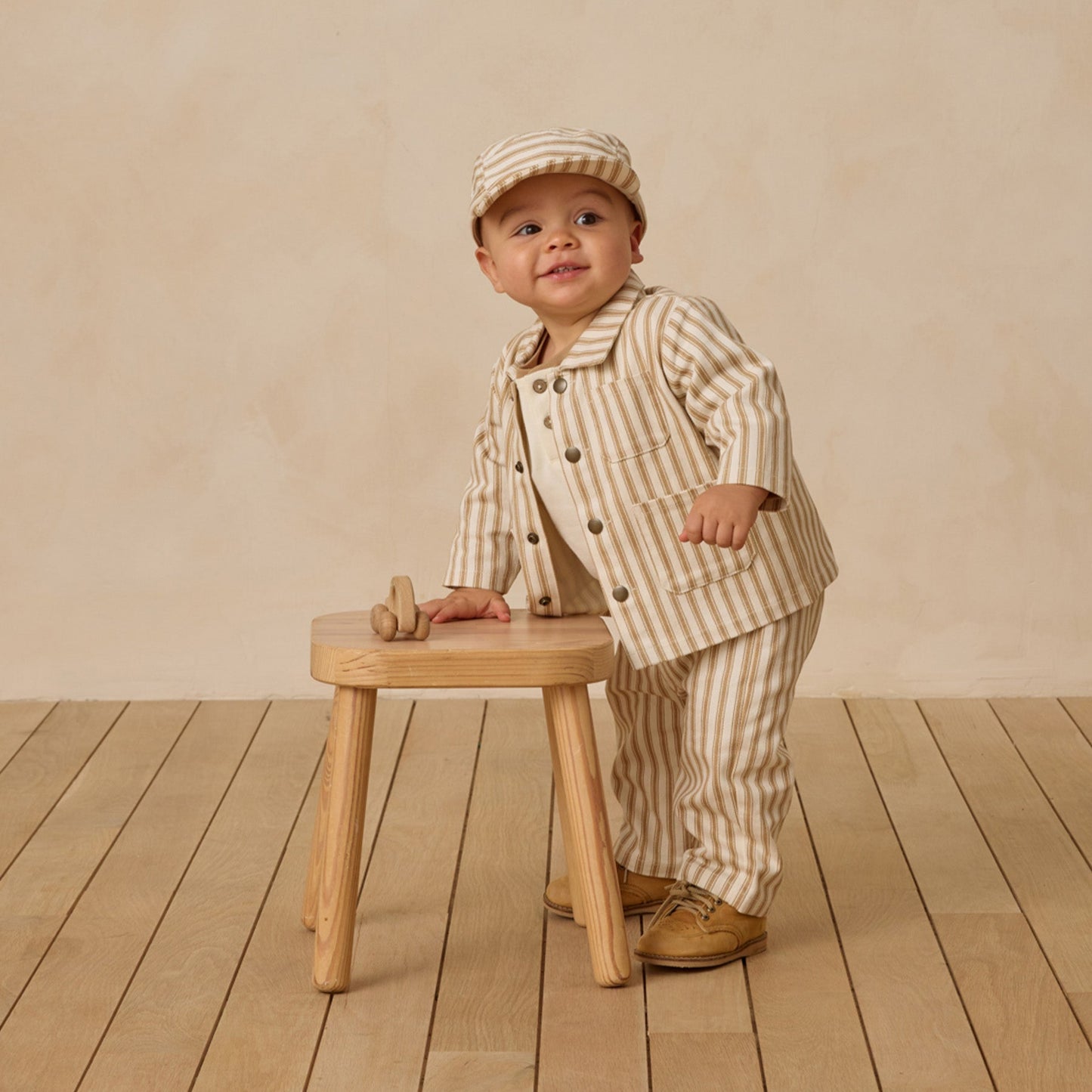 Quincy Mae Grayson Pant - Gold Pinstripe