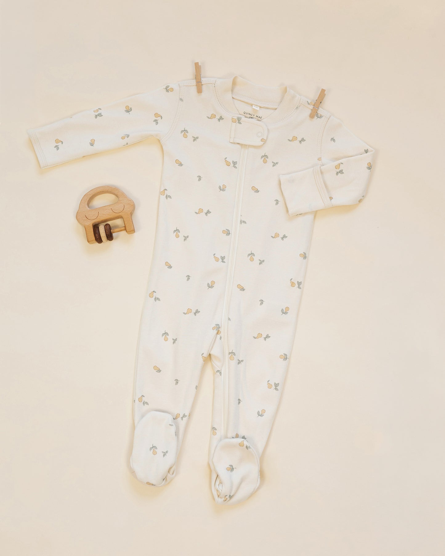 Quincy Mae Zip Long Sleeve Sleeper Footie - Pears