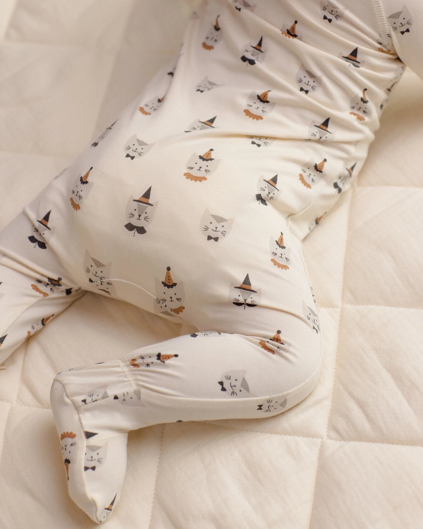 Quincy Mae Bamboo Zip Footie - Costume Kittens