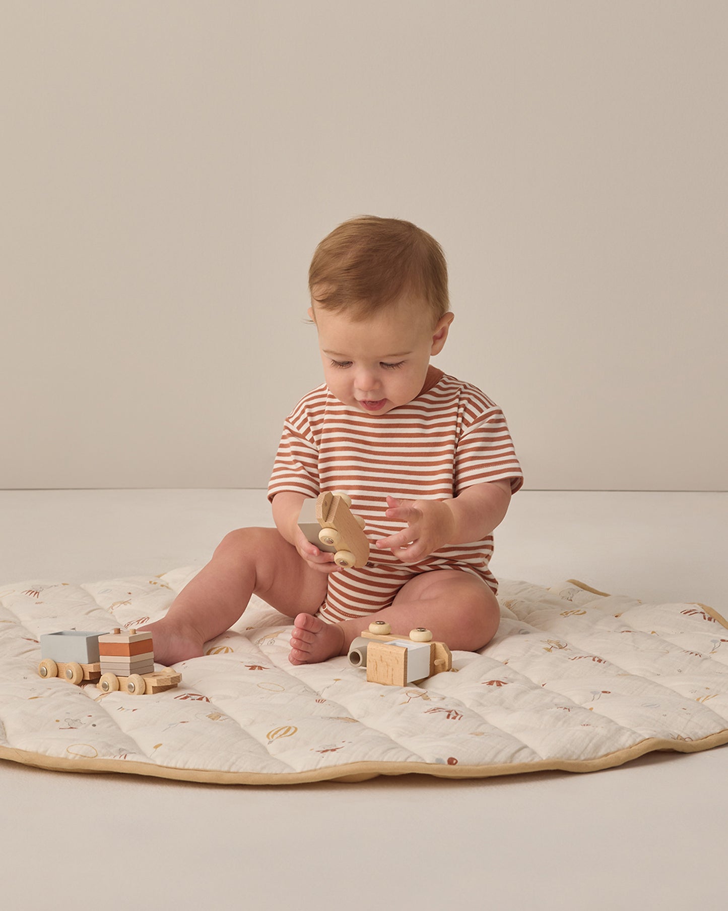 Quincy Mae Relaxed Bubble Romper - Poppy Stripe