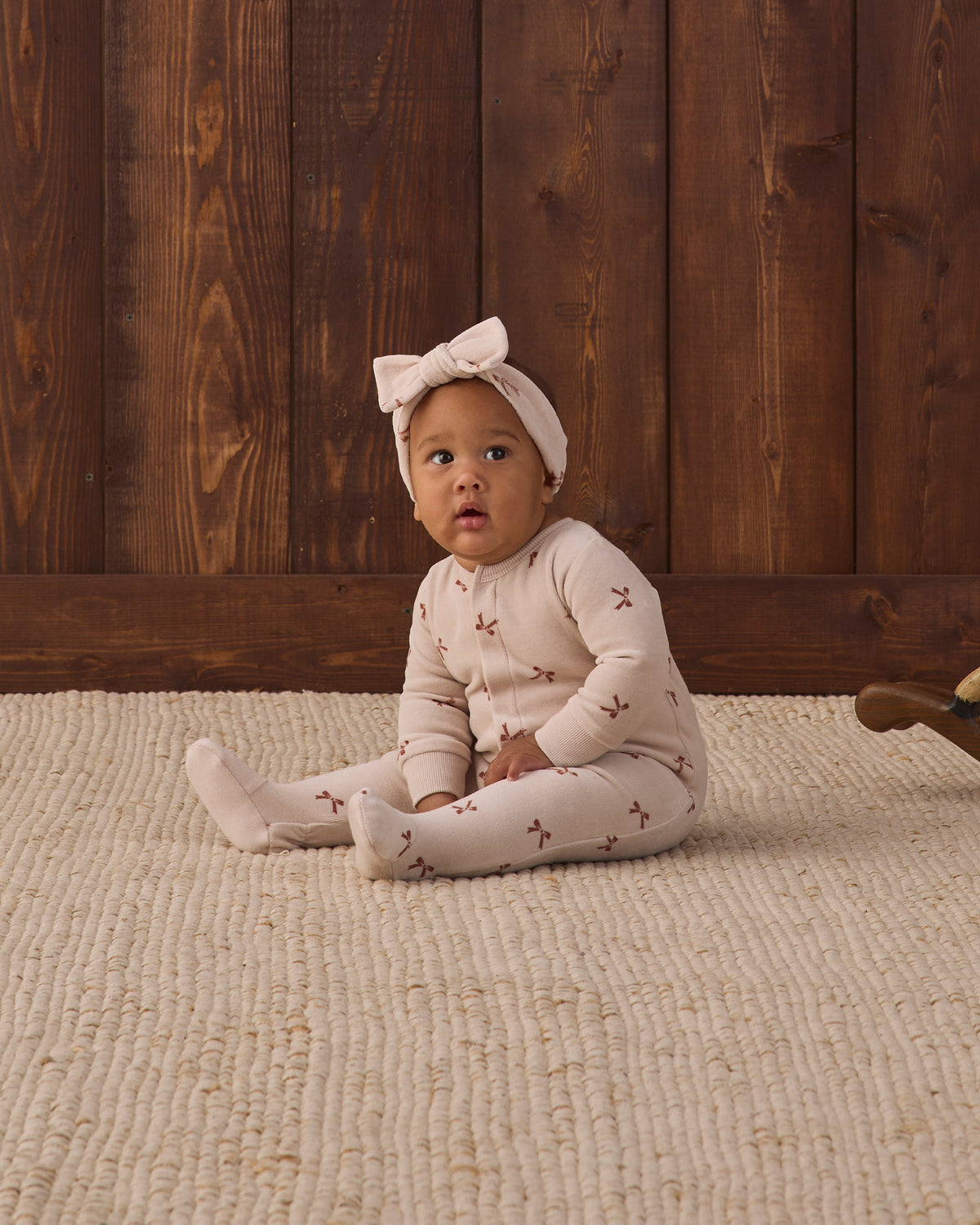 Quincy Mae Hidden Snap Footie - Red Bows