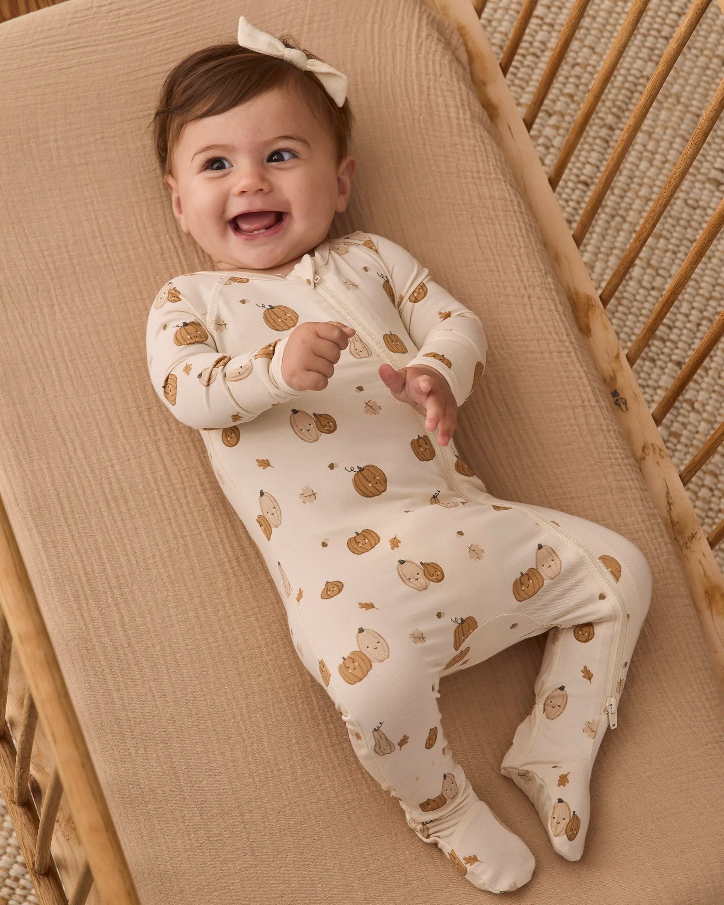 Quincy Mae Bamboo Zip Footie - Harvest Friends