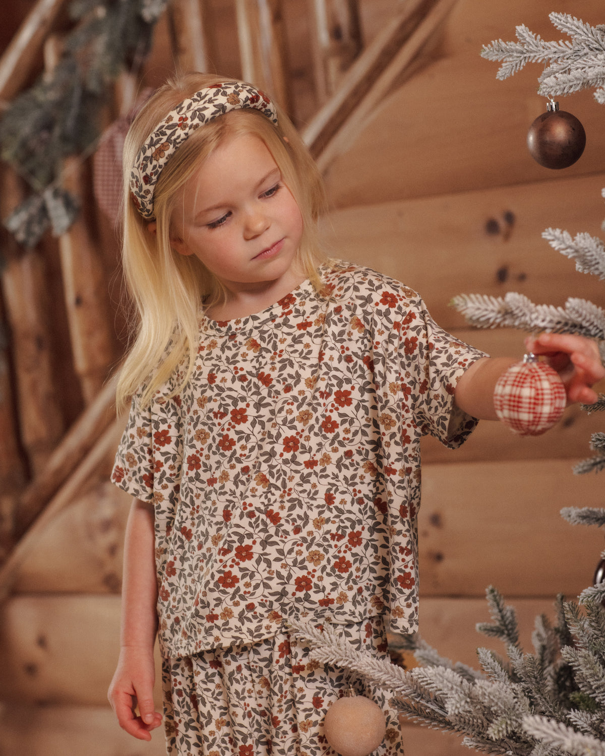 Rylee and Cru Ruthie Set - Holiday Floral