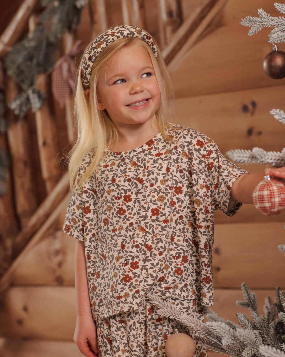 Rylee and Cru Ruthie Set - Holiday Floral