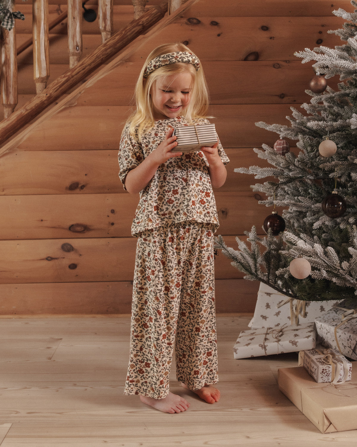 Rylee and Cru Ruthie Set - Holiday Floral
