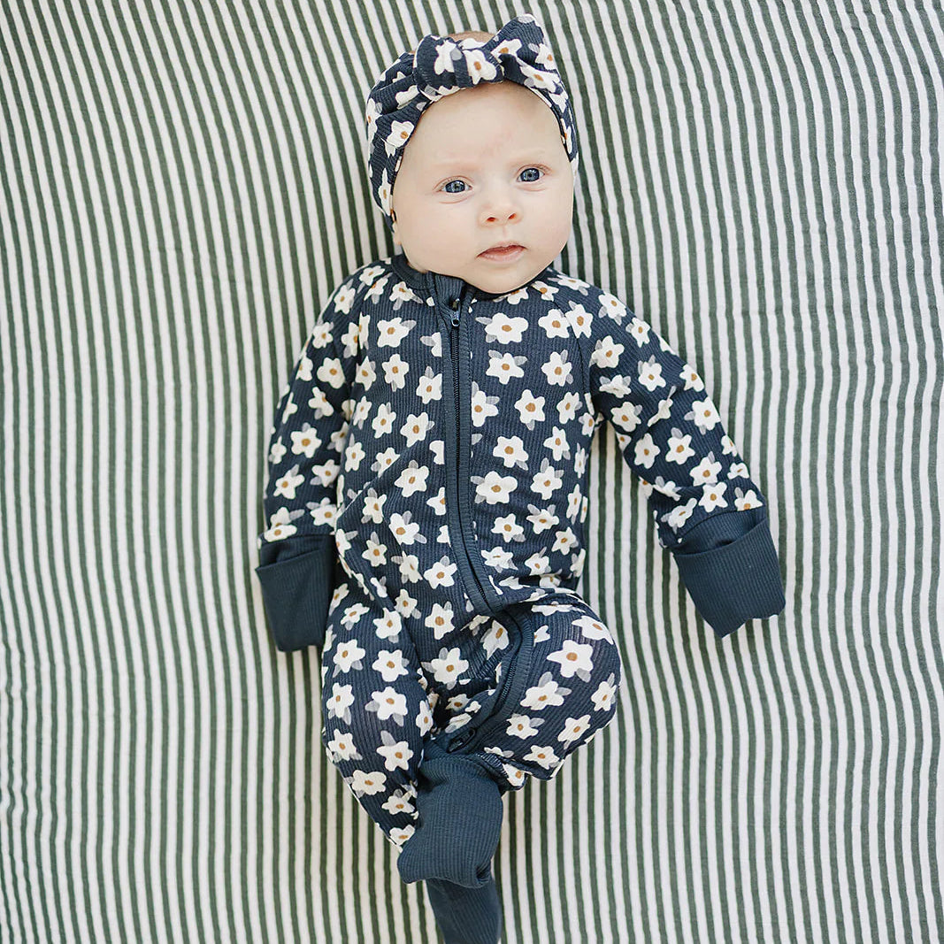 Mebie Baby Ribbed Bamboo Zipper Pajama - Navy Daisy