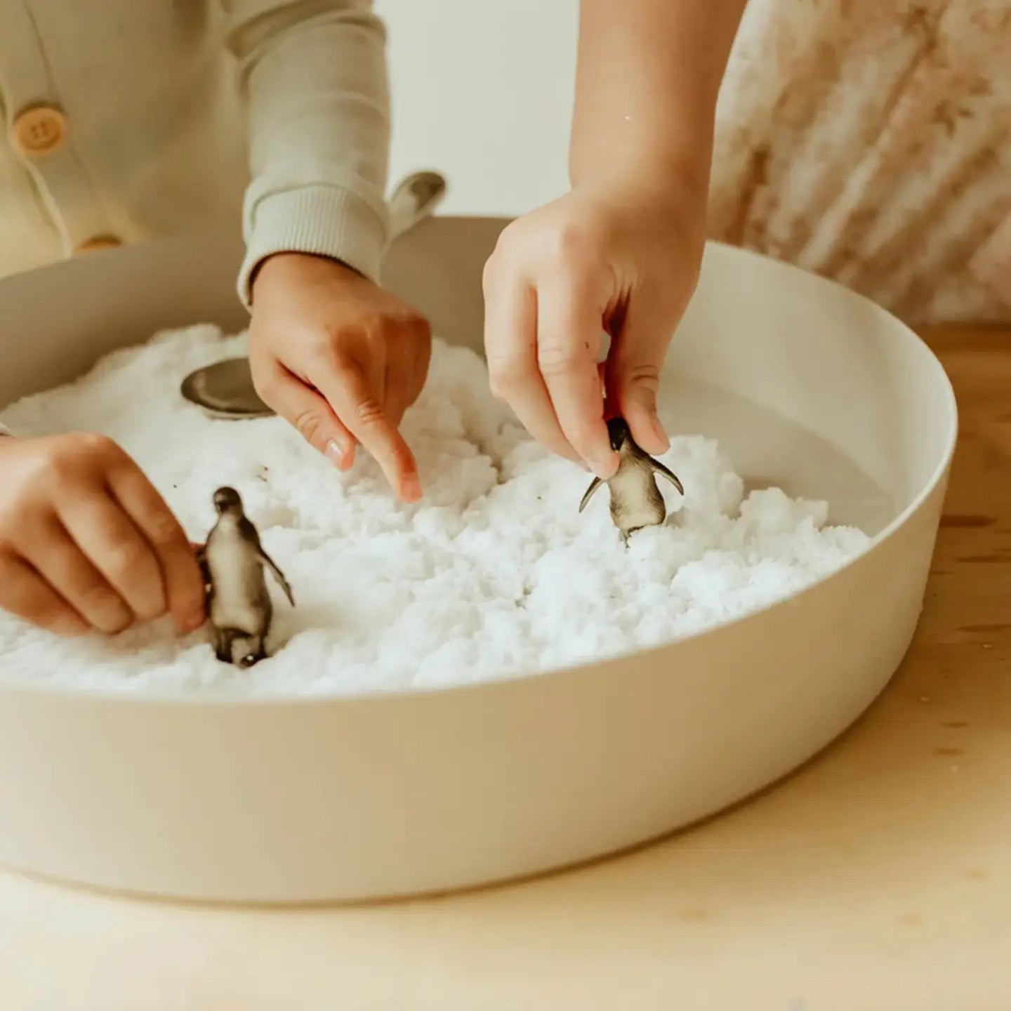 Glo Pals Sensory Snow - White