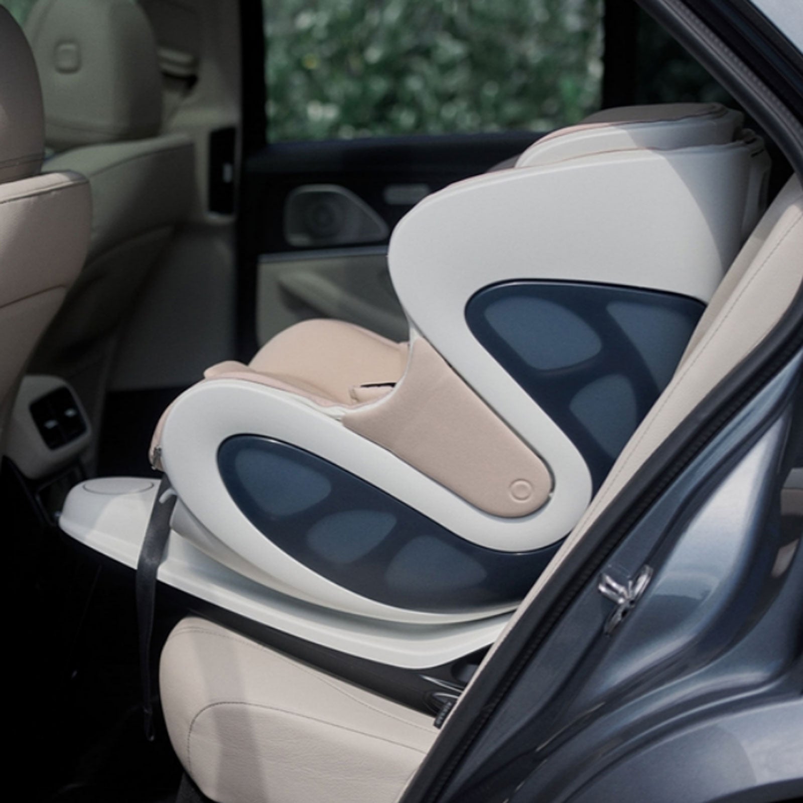babyark Convertible Car Seat + Base - Moonlight Seat / Eggshell Base installed in vehicle