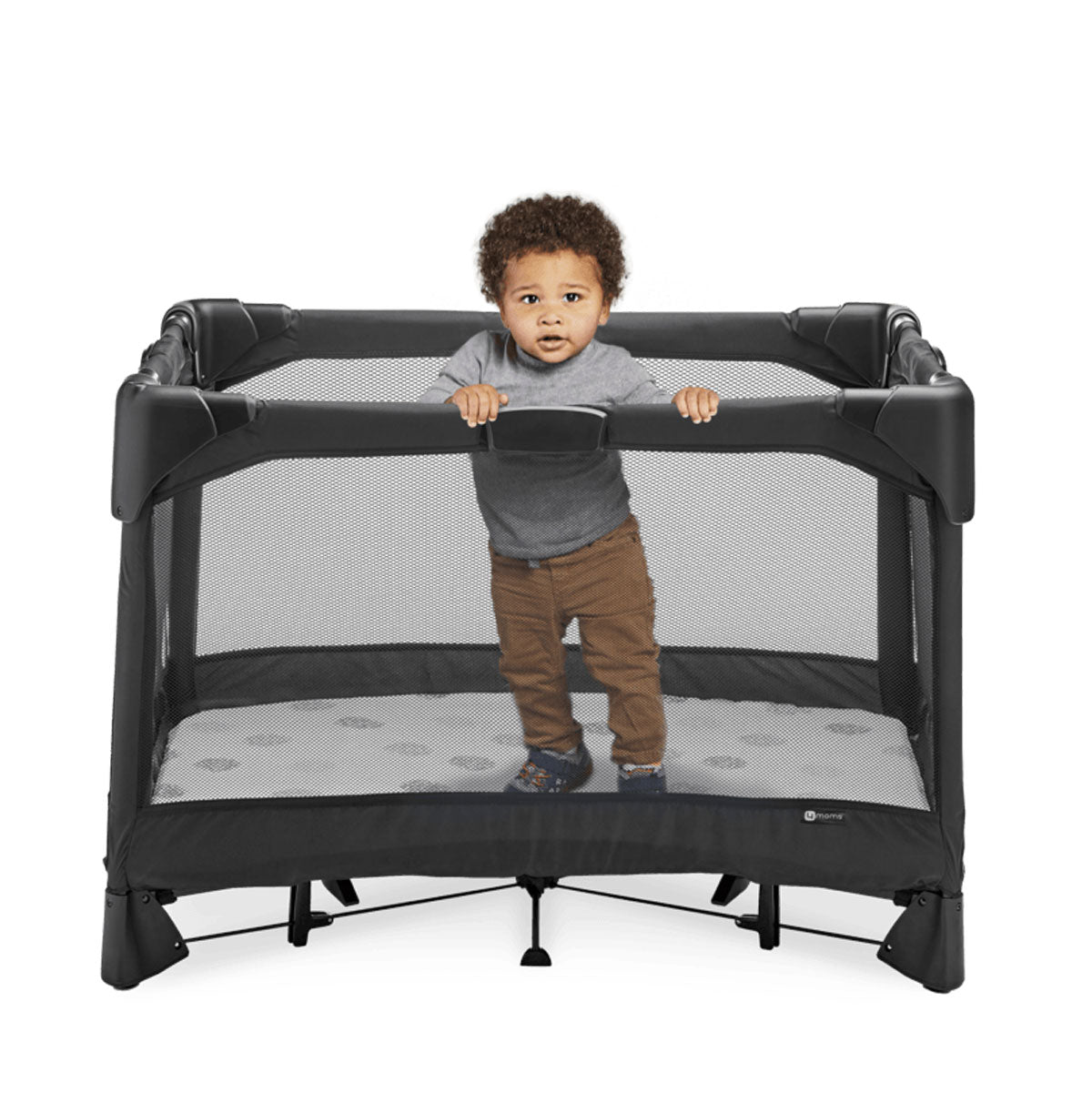 Toddler stands in 4moms breeze plus