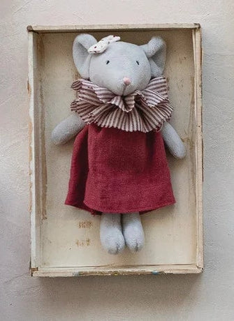 Creative Co op Plush Animal in Ruff Collar