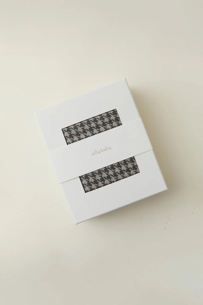 Solly Baby Stormy Houndstooth Wrap