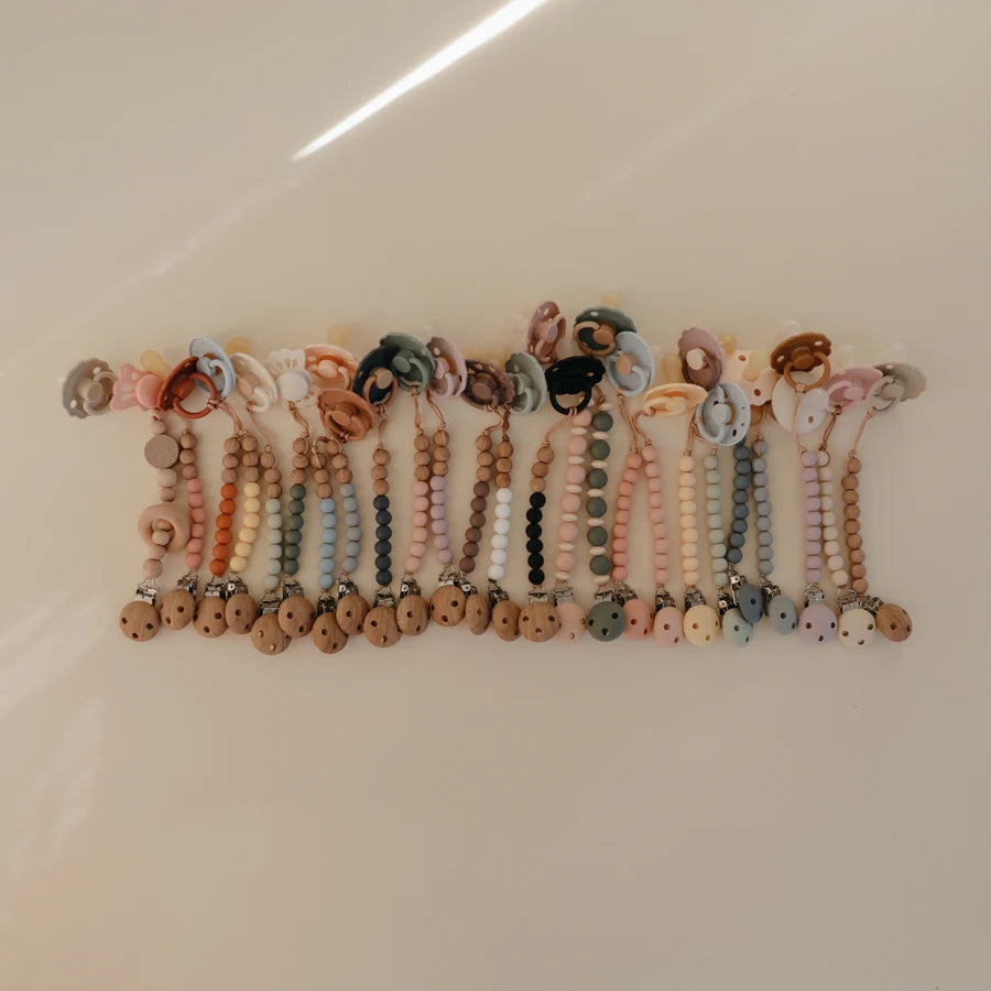 Mushie Silicone Pacifier Clip - Mila